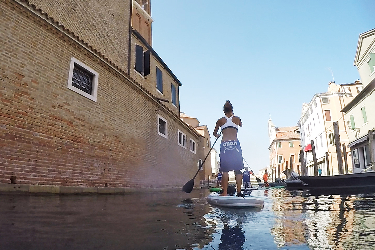 SUP between the canals of Chioggia