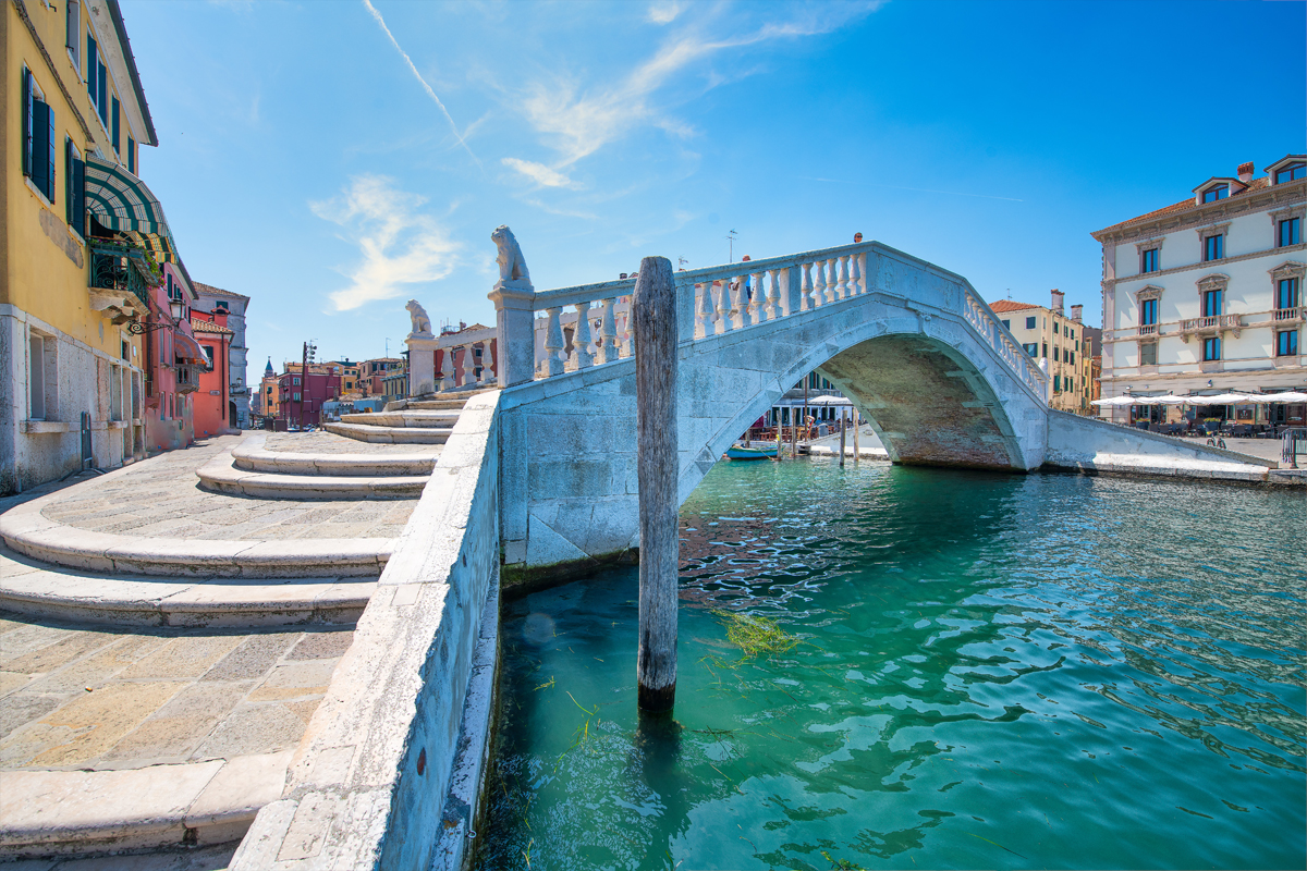 Die Brücke Ponte Vigo in Chioggia